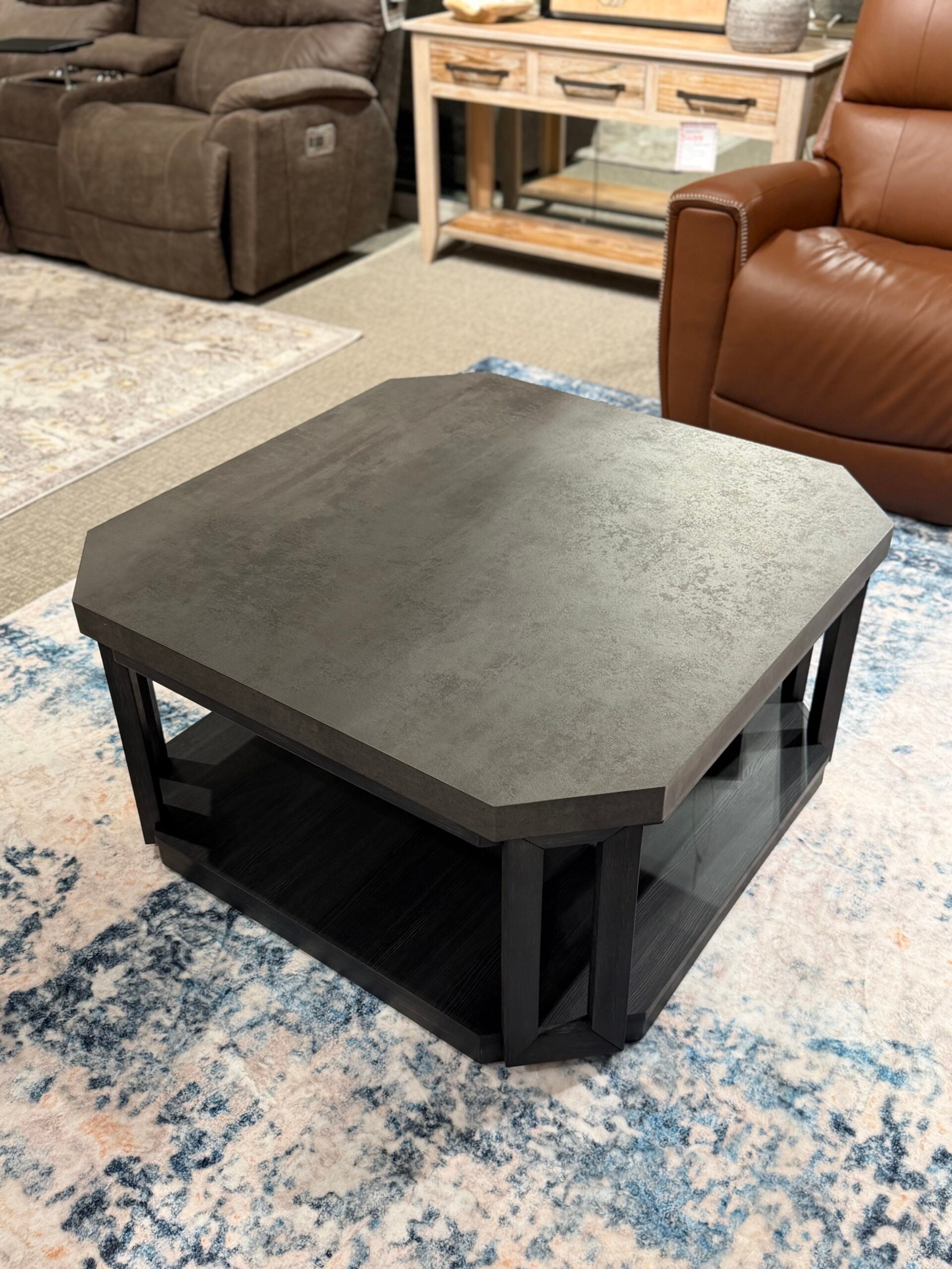 Coffee Table in Black/Gray
