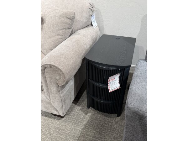 Chair side Table in Black