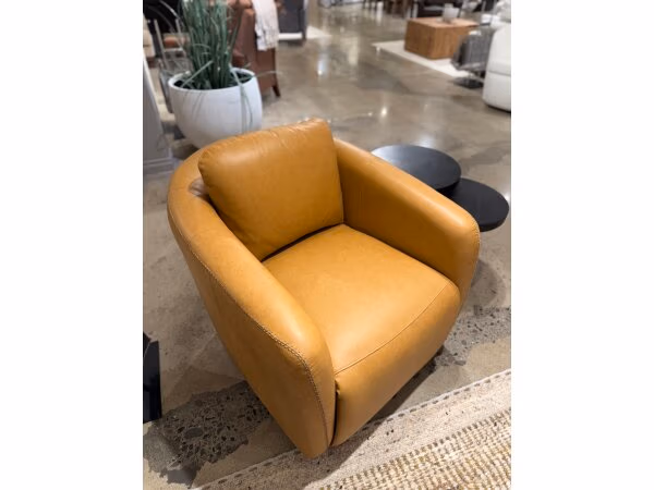 Swivel Chair in Marigold